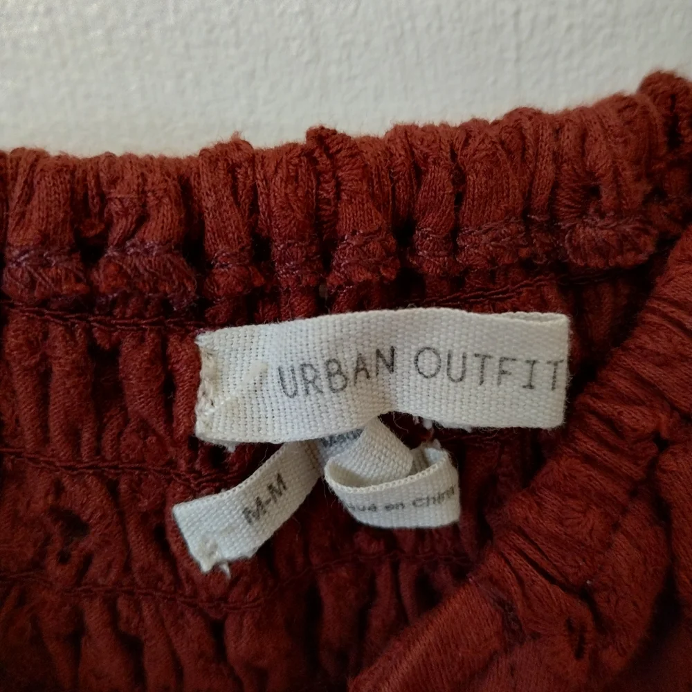 Urban Outfitters Brooke Eyelet crop top - Picture 6 of 9